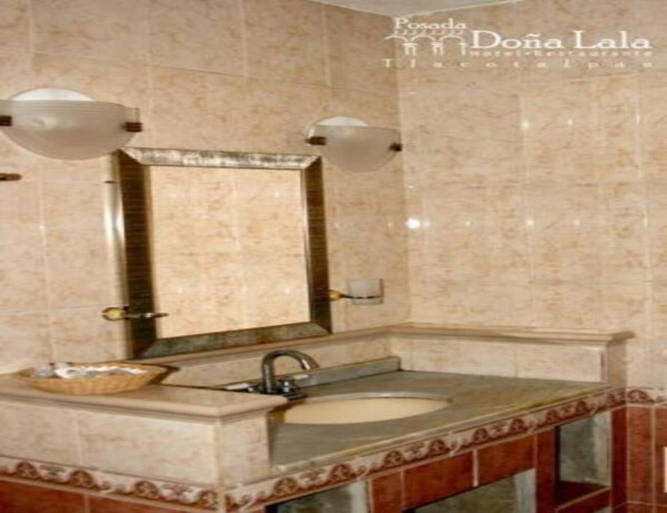 Hotel Posada Dona Lala Tlacotalpan Zewnętrze zdjęcie