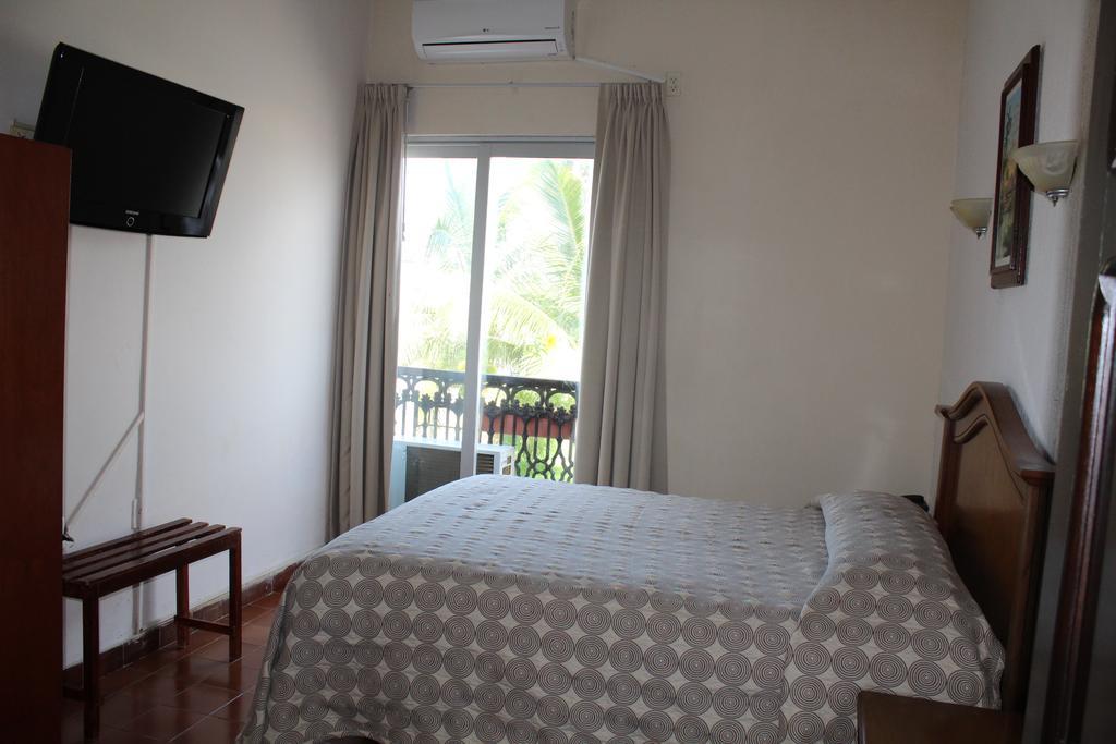 Hotel Posada Dona Lala Tlacotalpan Zewnętrze zdjęcie