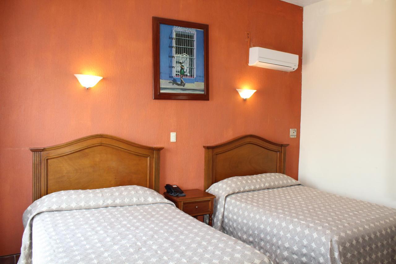 Hotel Posada Dona Lala Tlacotalpan Zewnętrze zdjęcie
